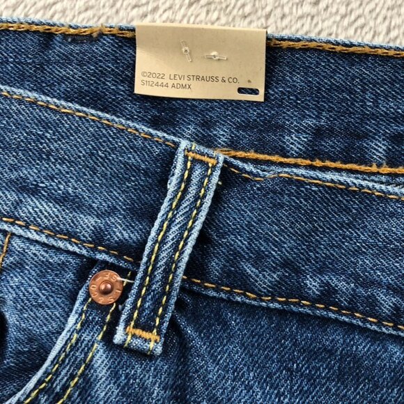 NWT Levi's Men's Jeans Size 58x30 550 Relaxed Fit Straight Leg Blue Denim Casual - Picture 10 of 16